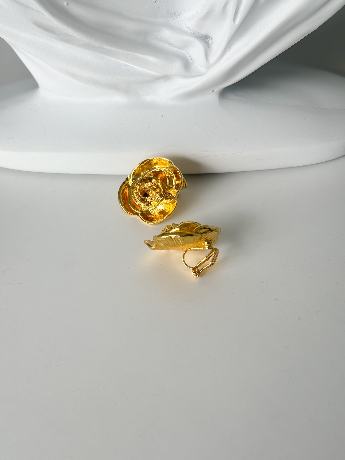 Flower Earrings Gold