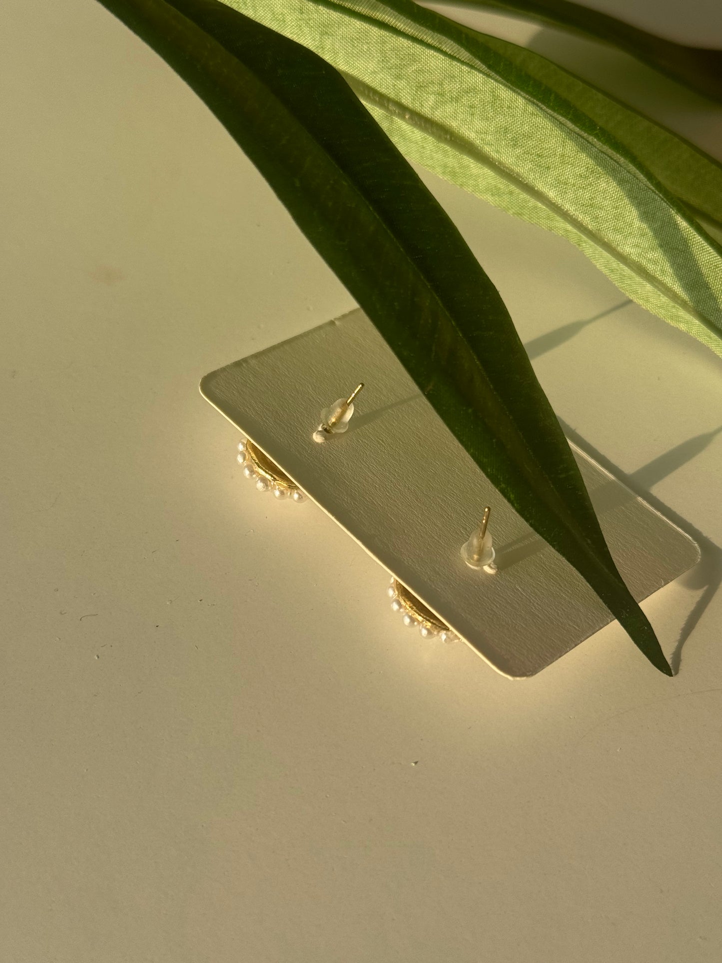 Classic Pearl Cluster Studs