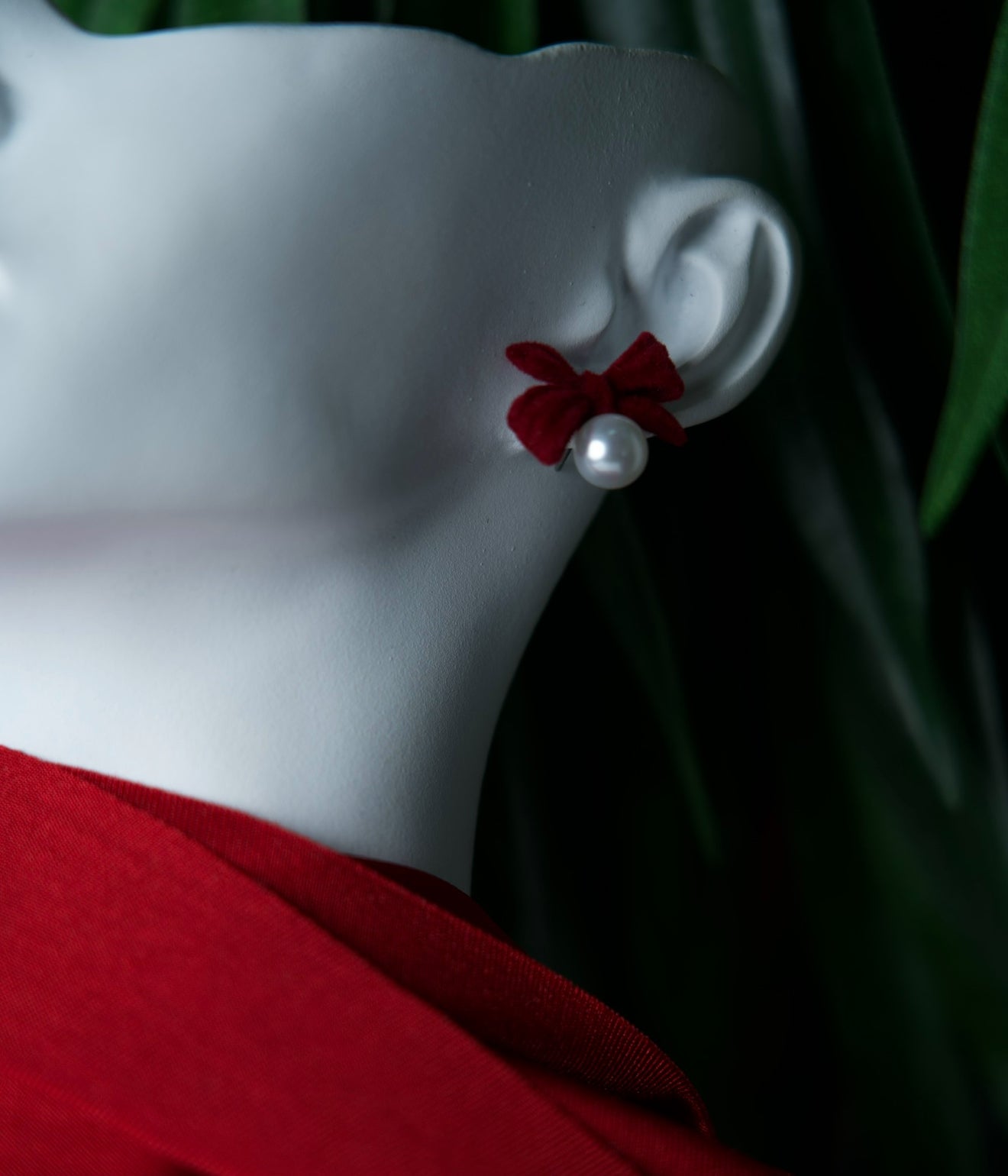 Red Bow Pearl Stud Earrings
