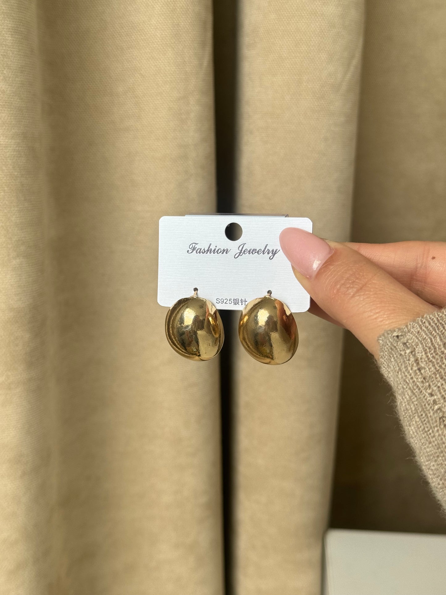 Gold Earrings Classic