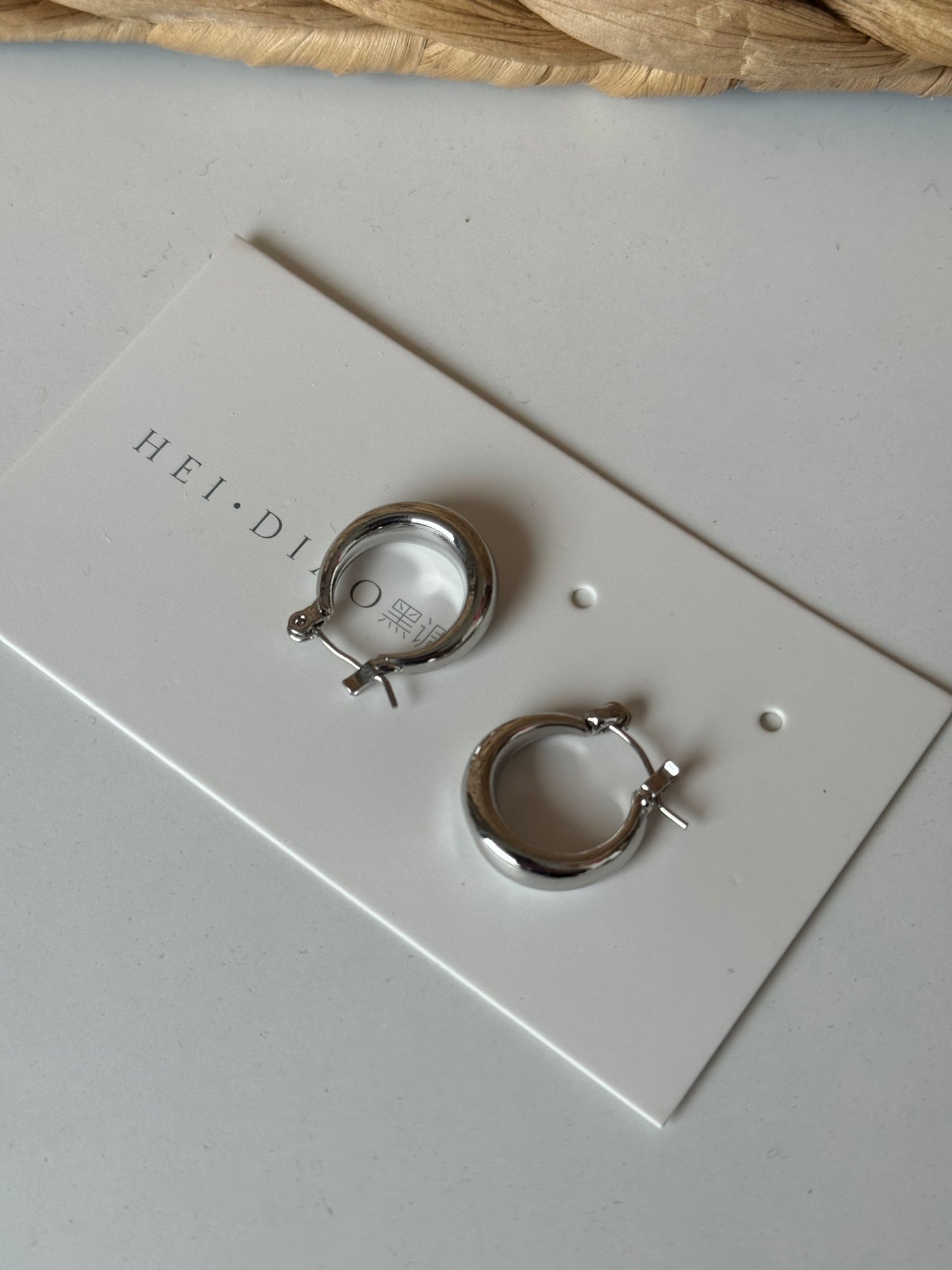 Simple Earrings Silver