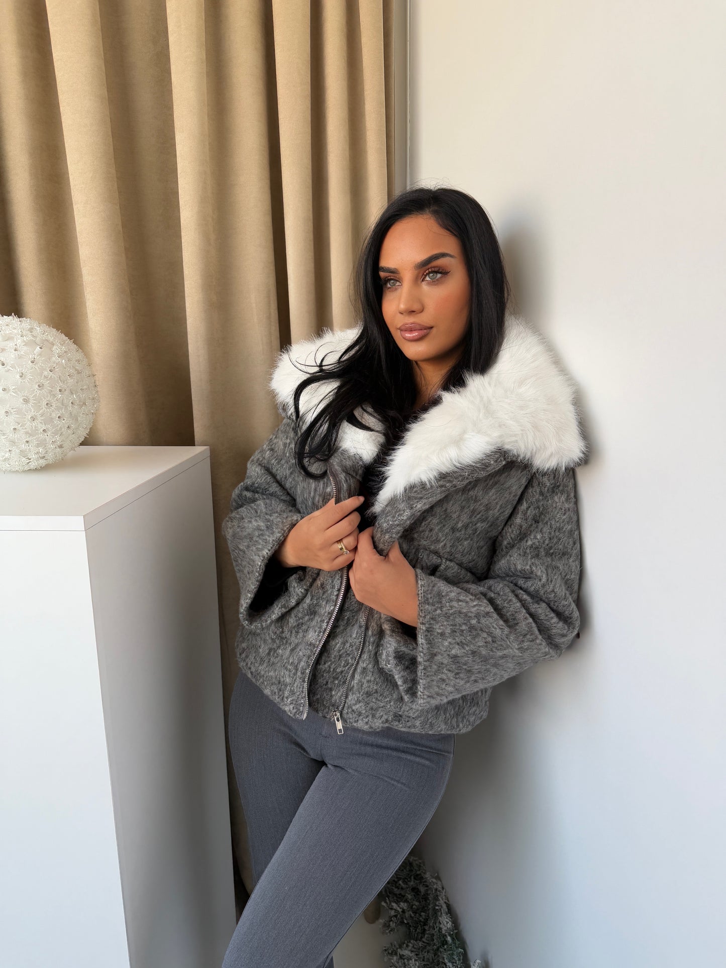 Grey coat designed with luxurious white faux fur collar and cuffs