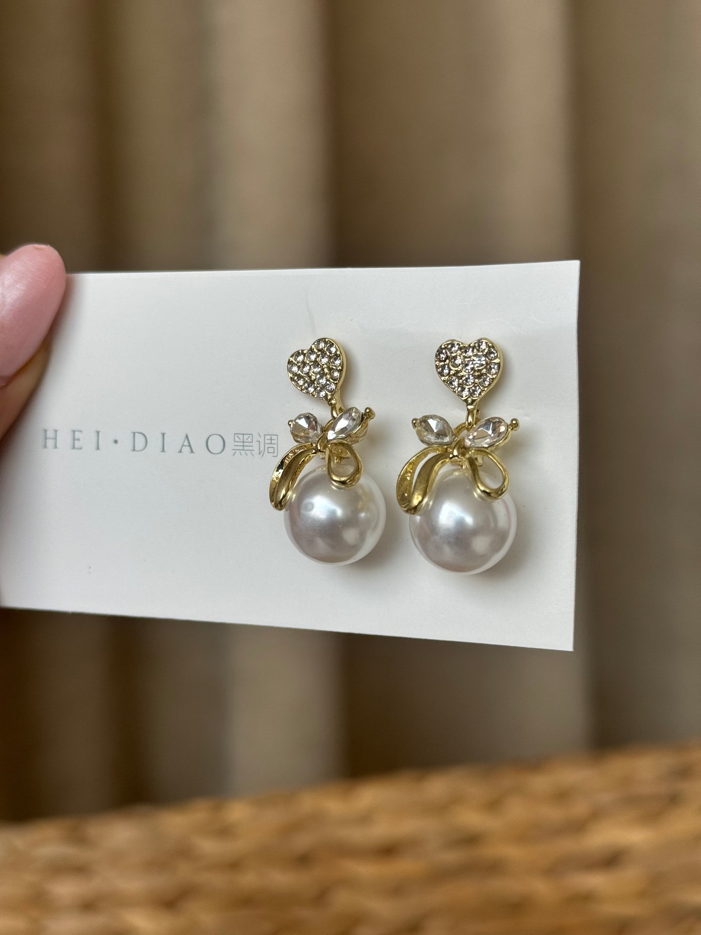 Classic Earrings Heart Style