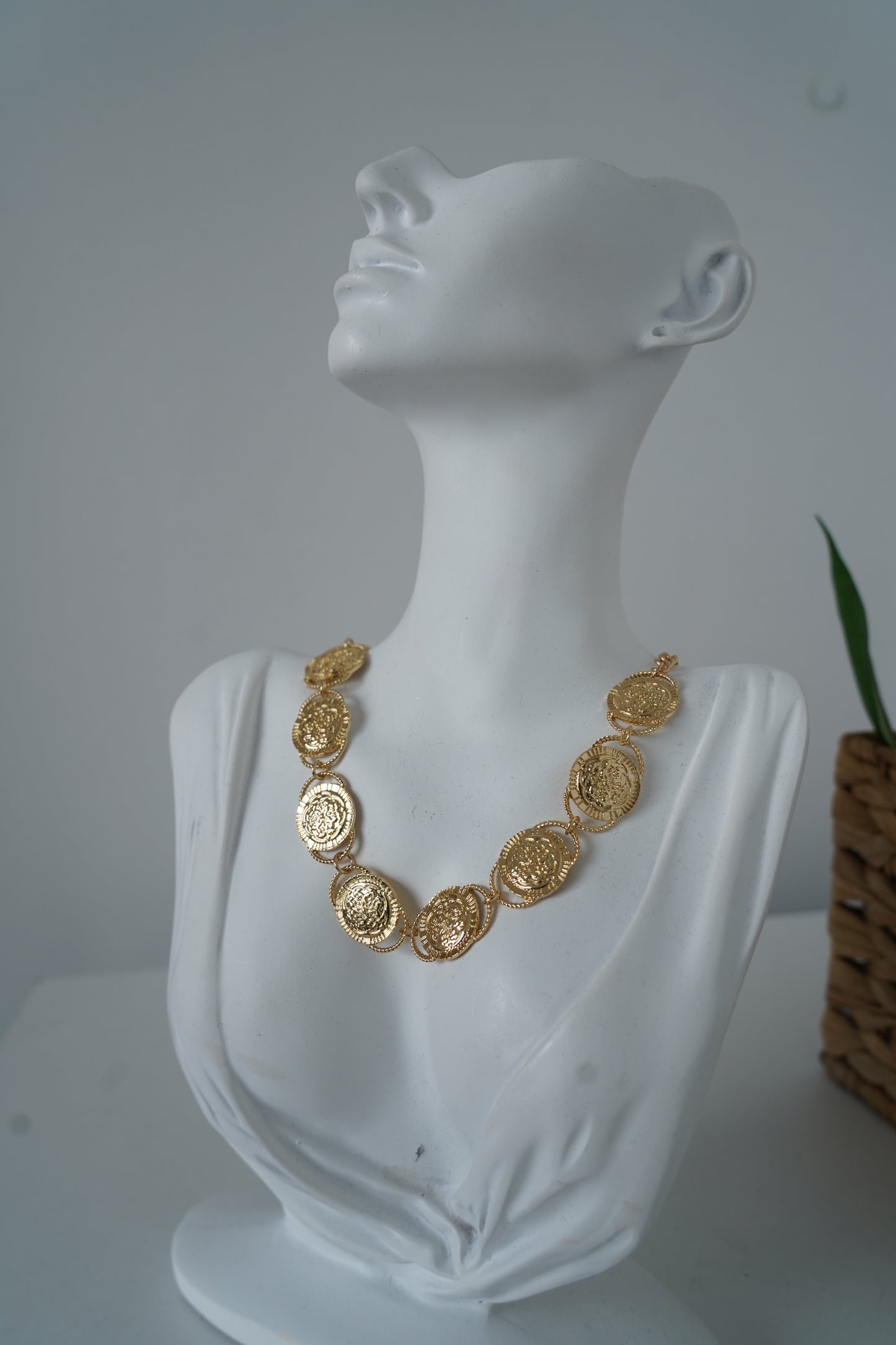 Golden Elegance Necklace ✨