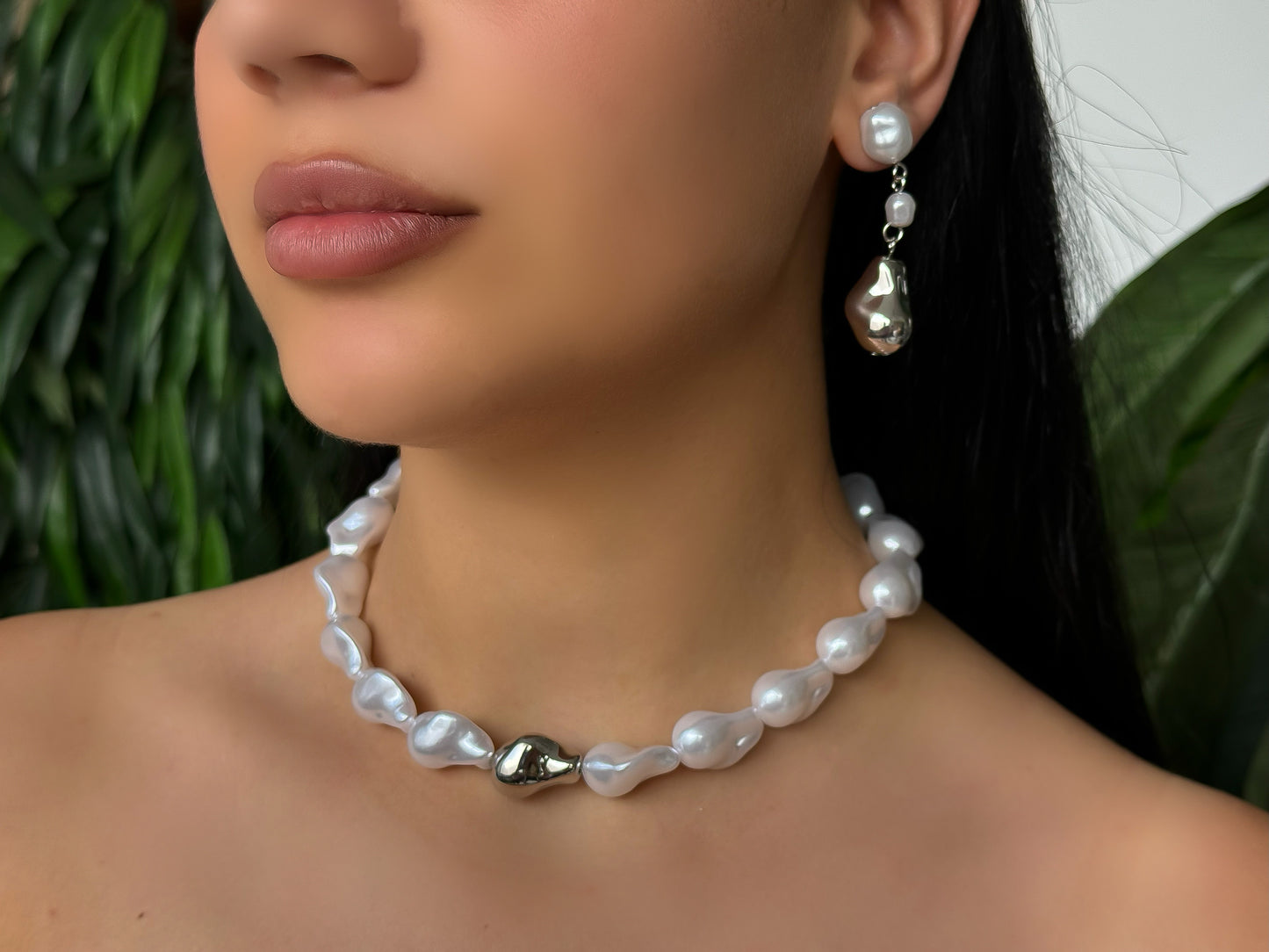 Set Two Pcs Necklace & Earrings