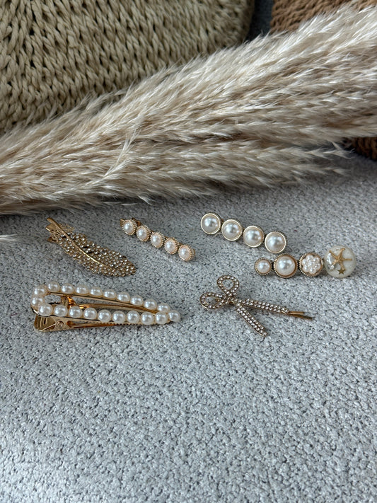 Pearl and rhinestone hair clips / barrettes 6 - Pcs