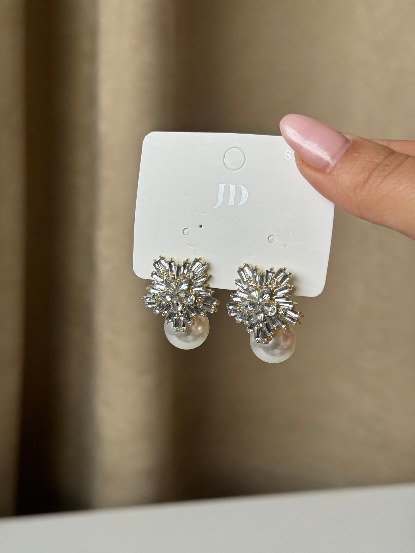 Elegant Earrings Evening