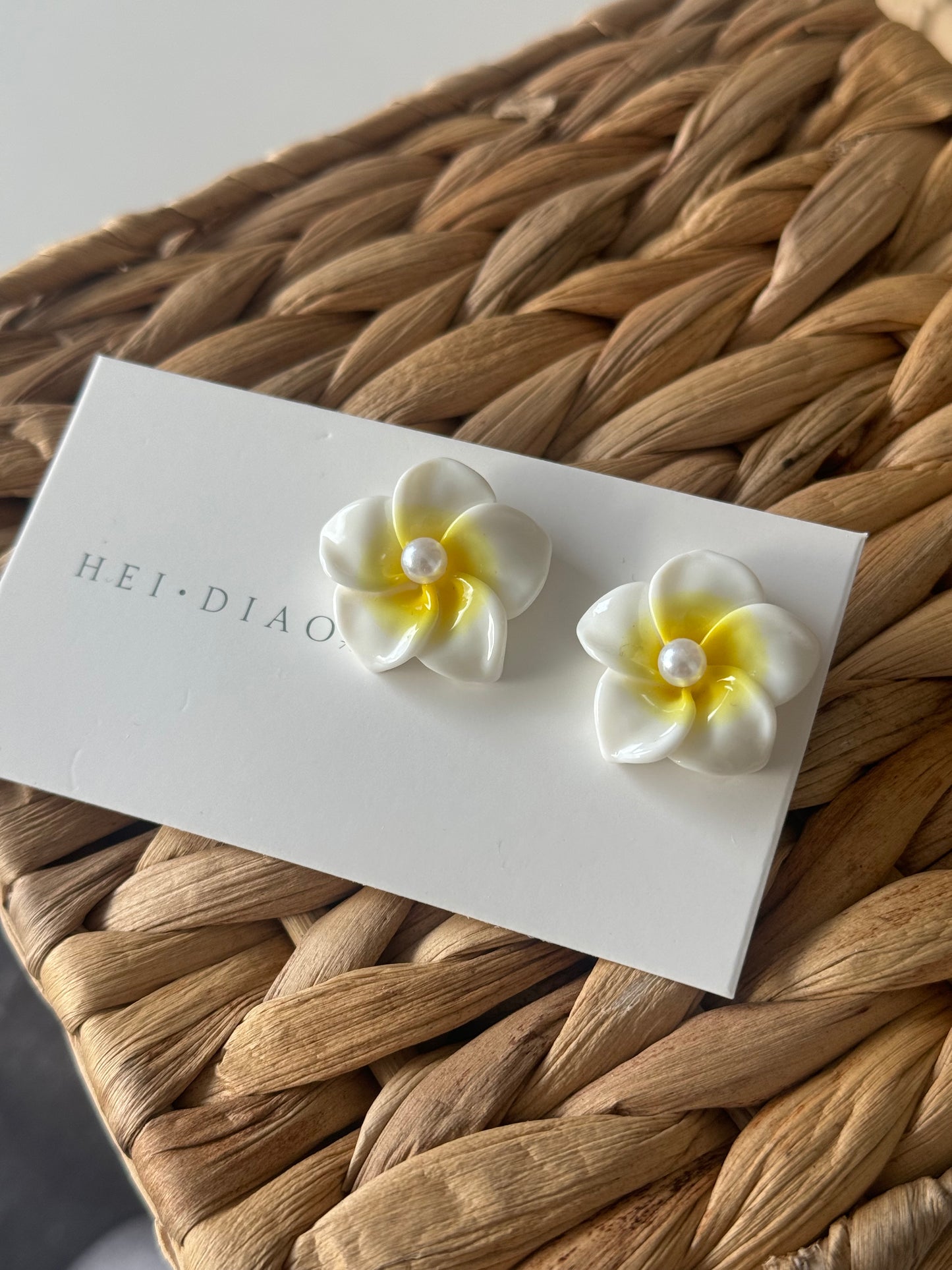 Blooming Pearl Flower Earrings – Delicate Beauty