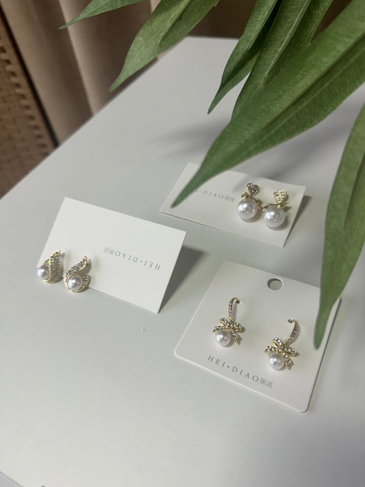 3-Piece Pearl Earring Set – Classic Meets Modern