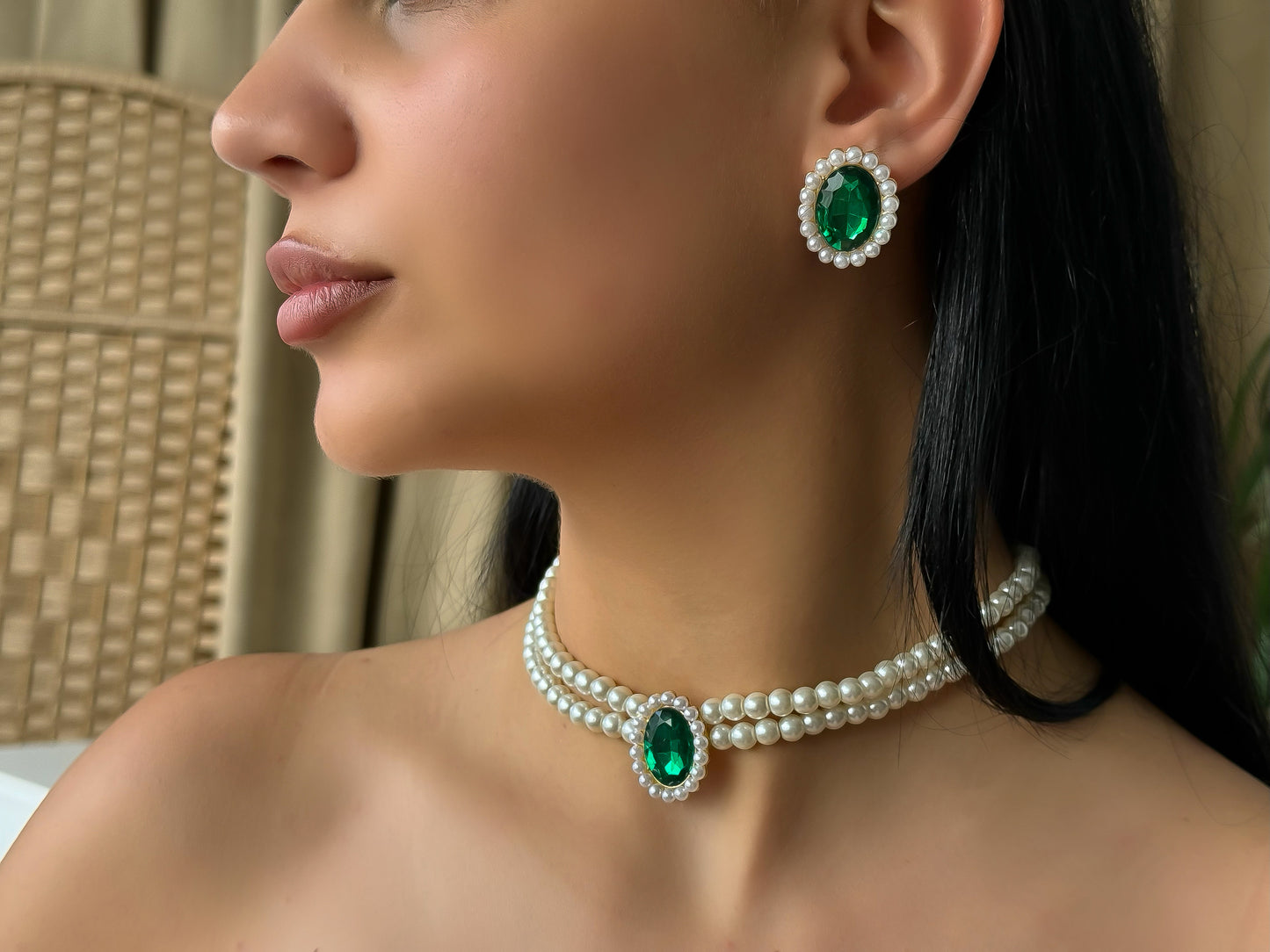 Set Two Pcs Necklace & Earrings Emerald