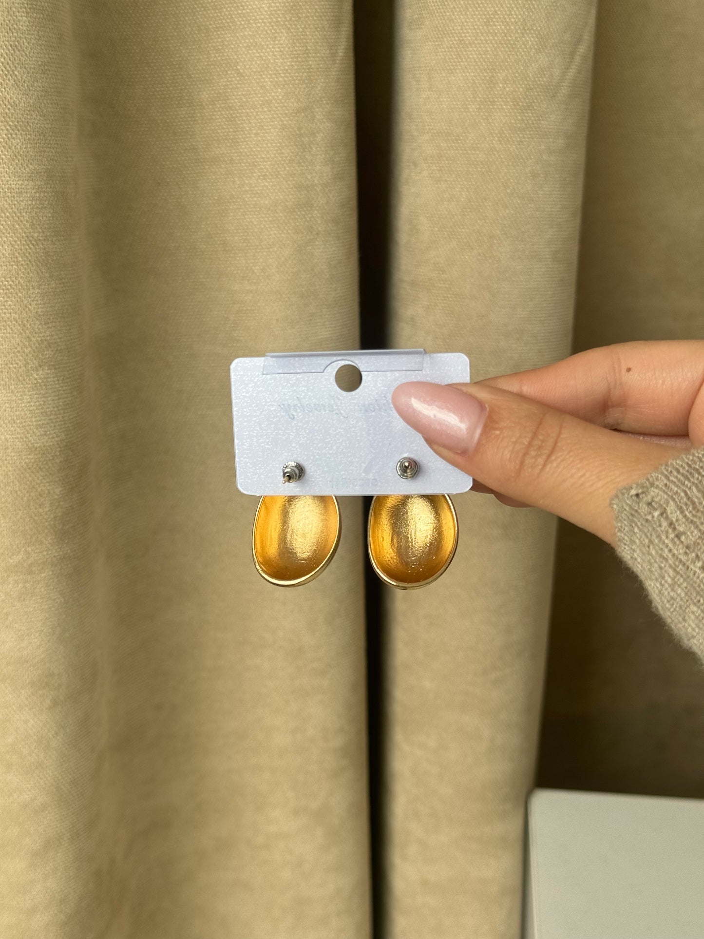 Gold Earrings Classic