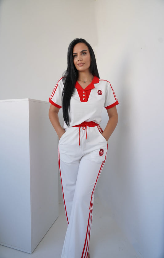 Women’s Two-Piece Set – Cream Textured Fabric”