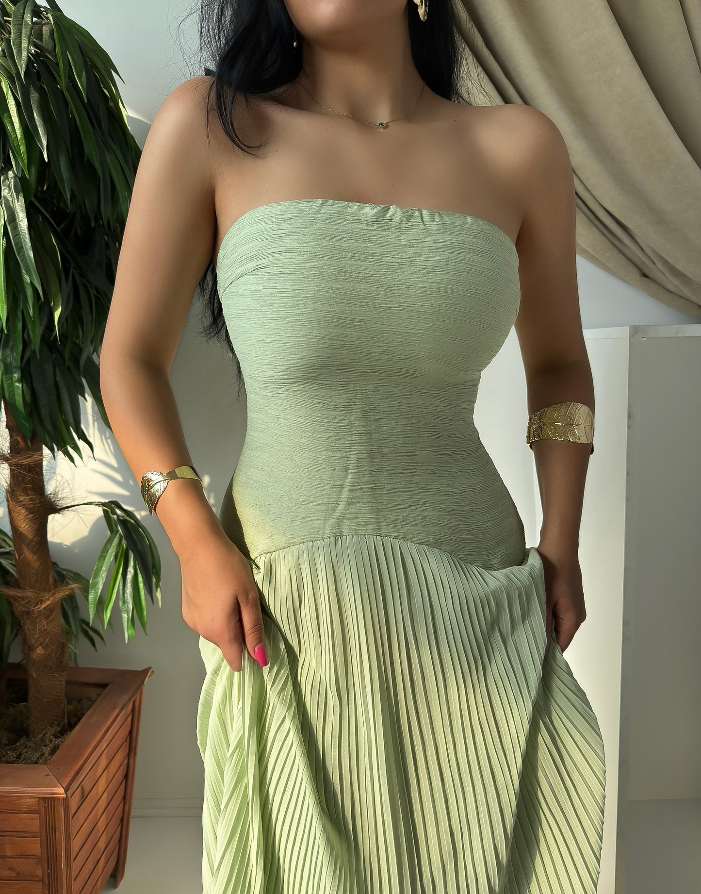 Pastel Green Strapless Maxi Dress – Summer Elegance