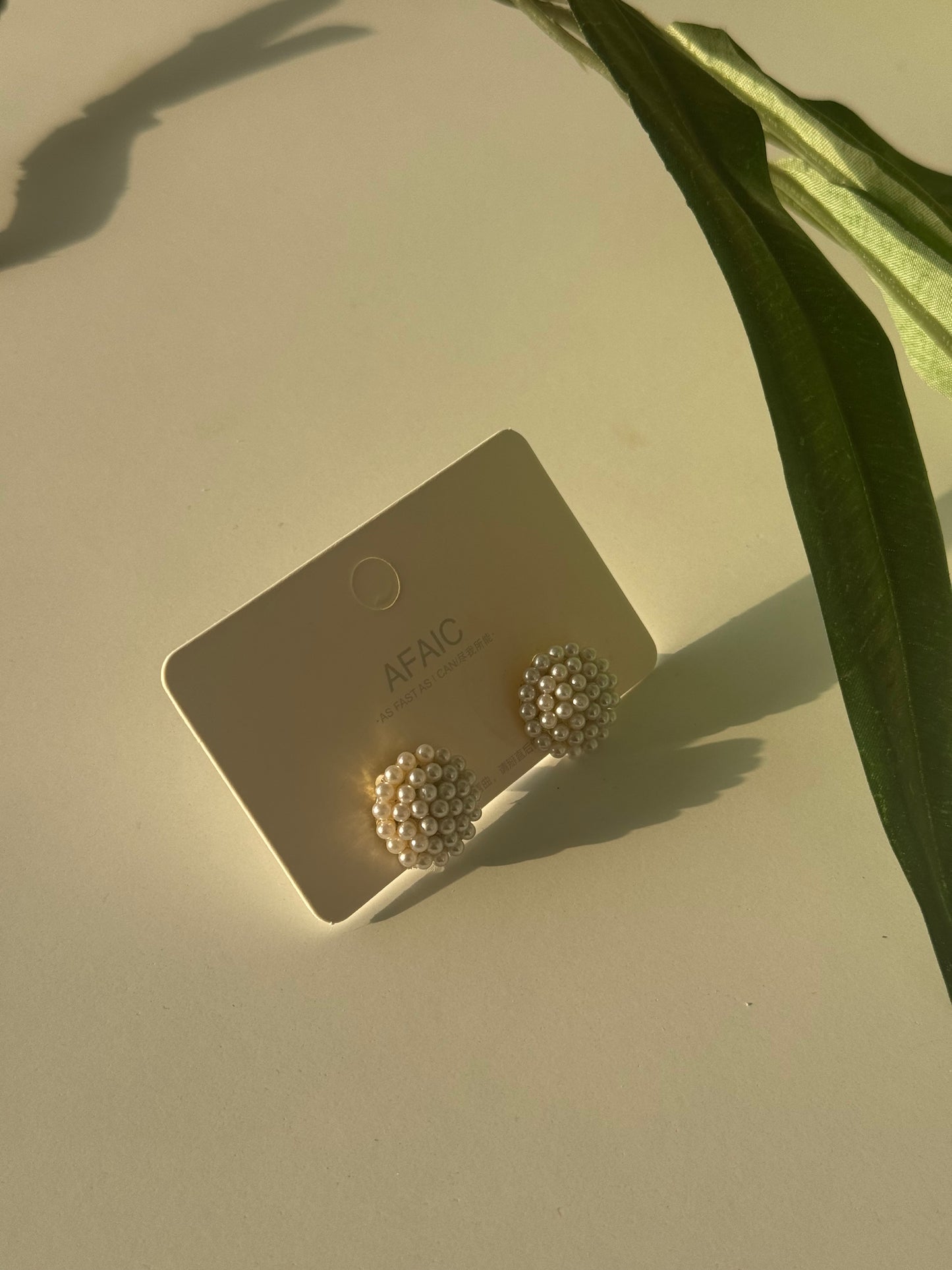 Classic Pearl Cluster Studs