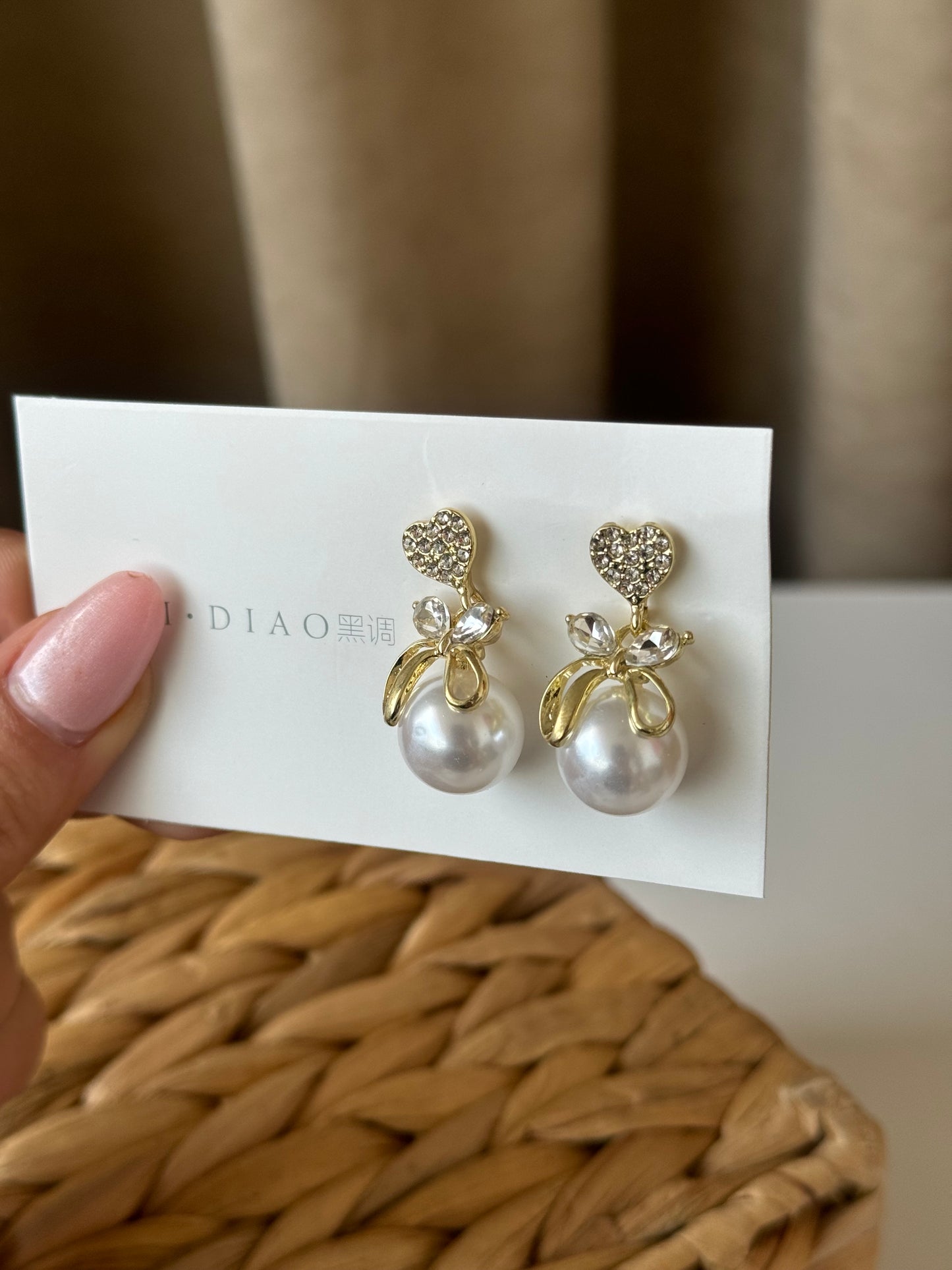 Classic Earrings Heart Style