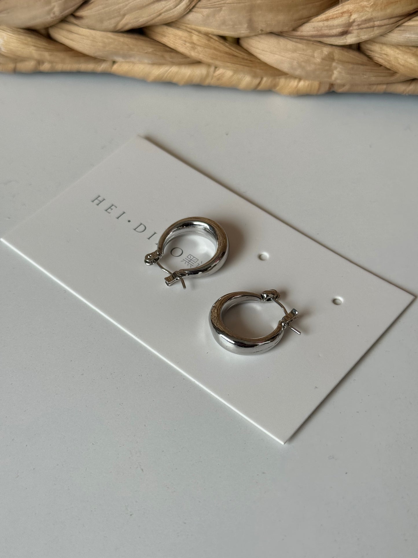 Simple Earrings Silver