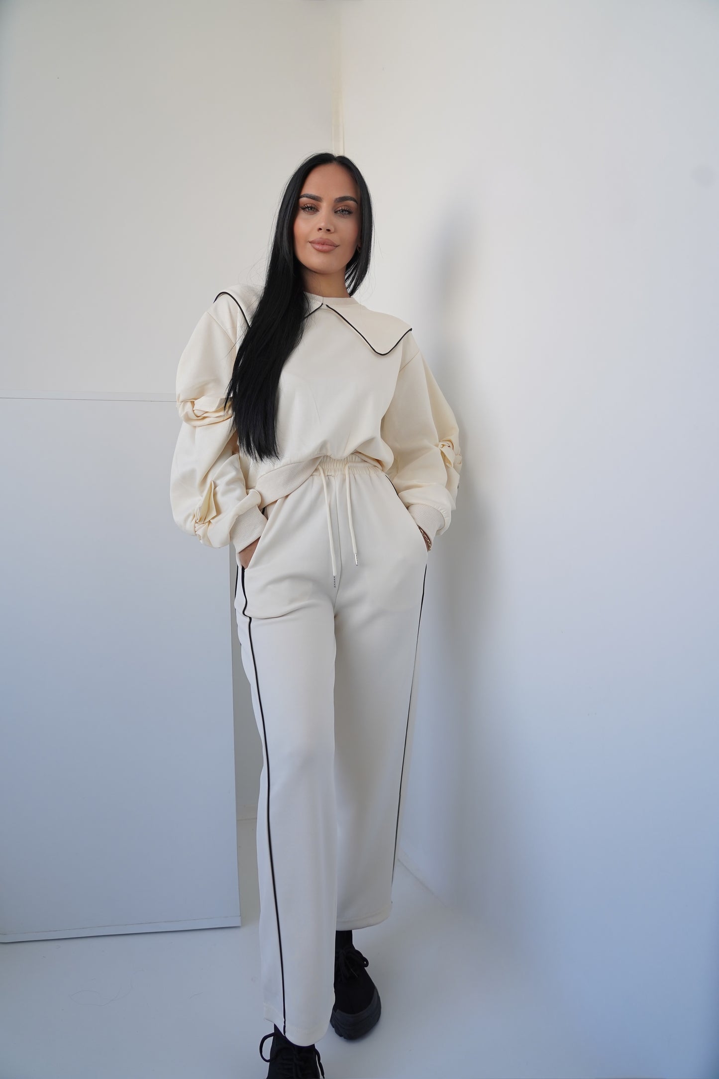 Women’s Two-Piece Set – Cream with Black Piping