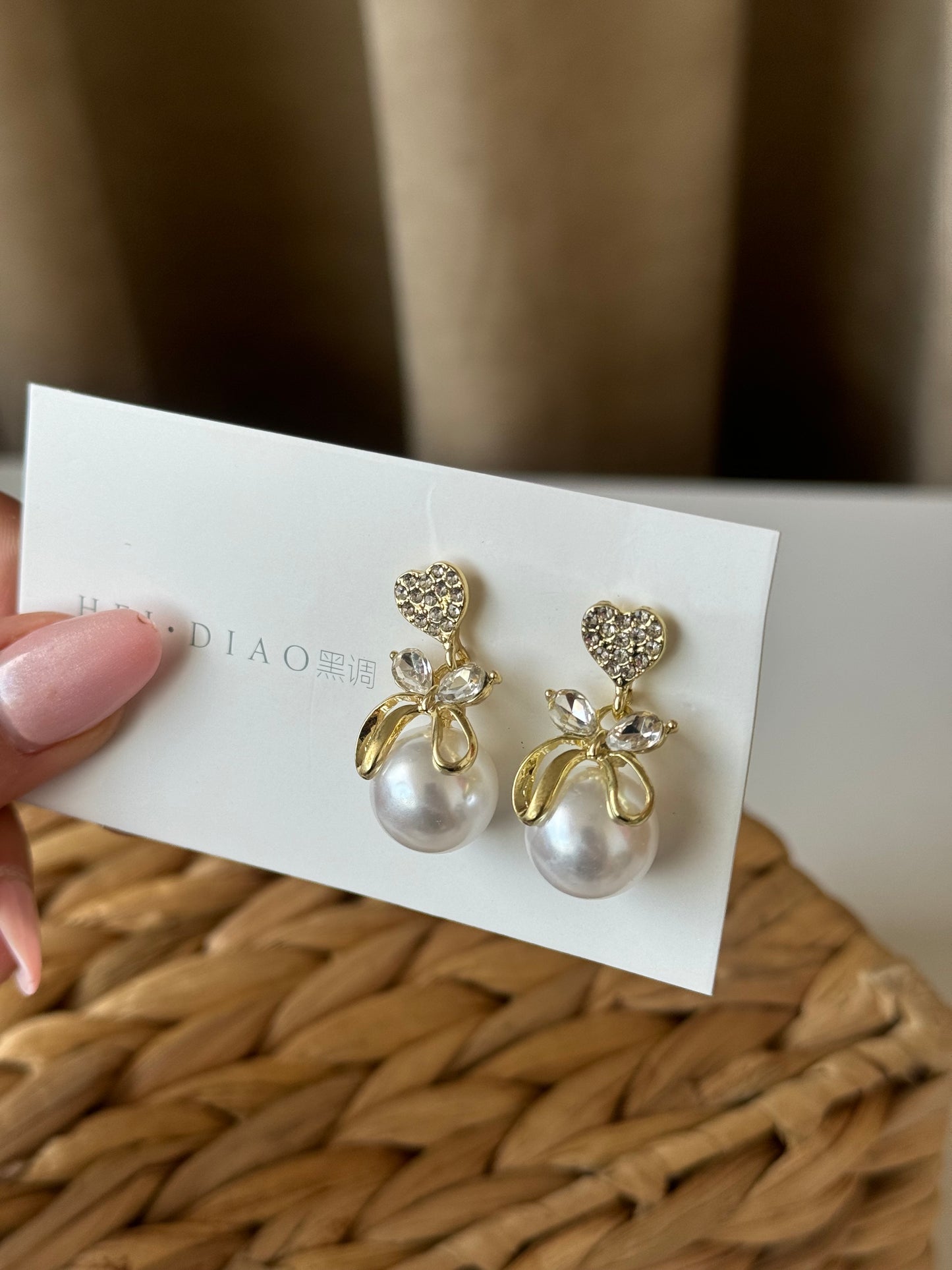 Classic Earrings Heart Style