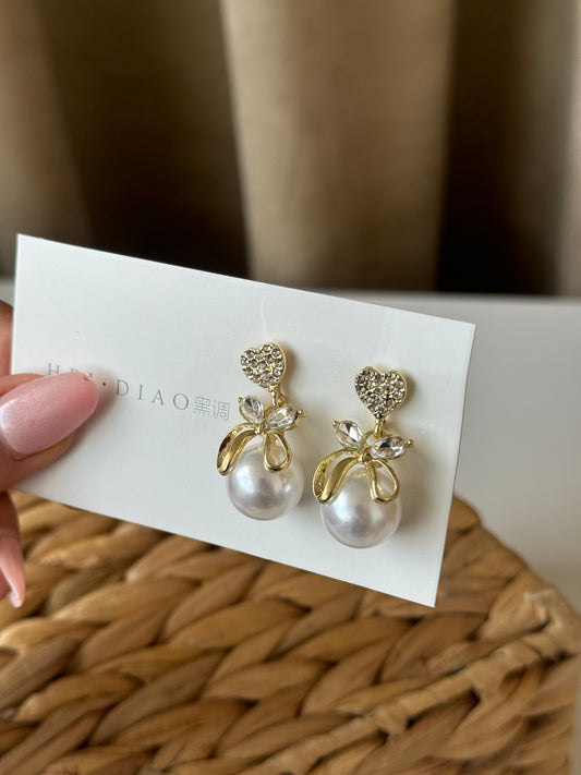 Classic Earrings Heart Style