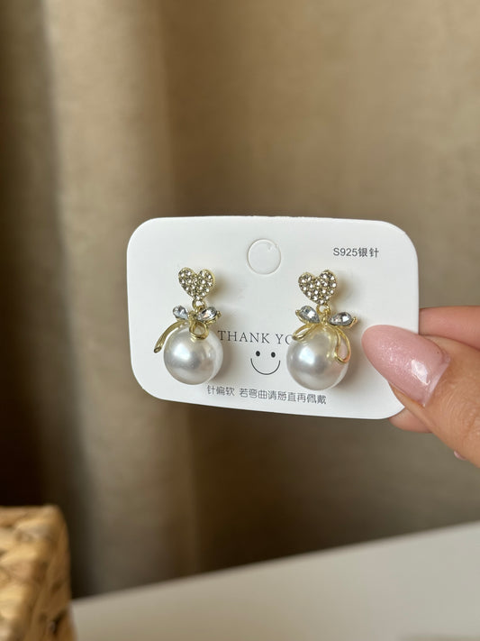 Classic Earrings Gold & Pearl
