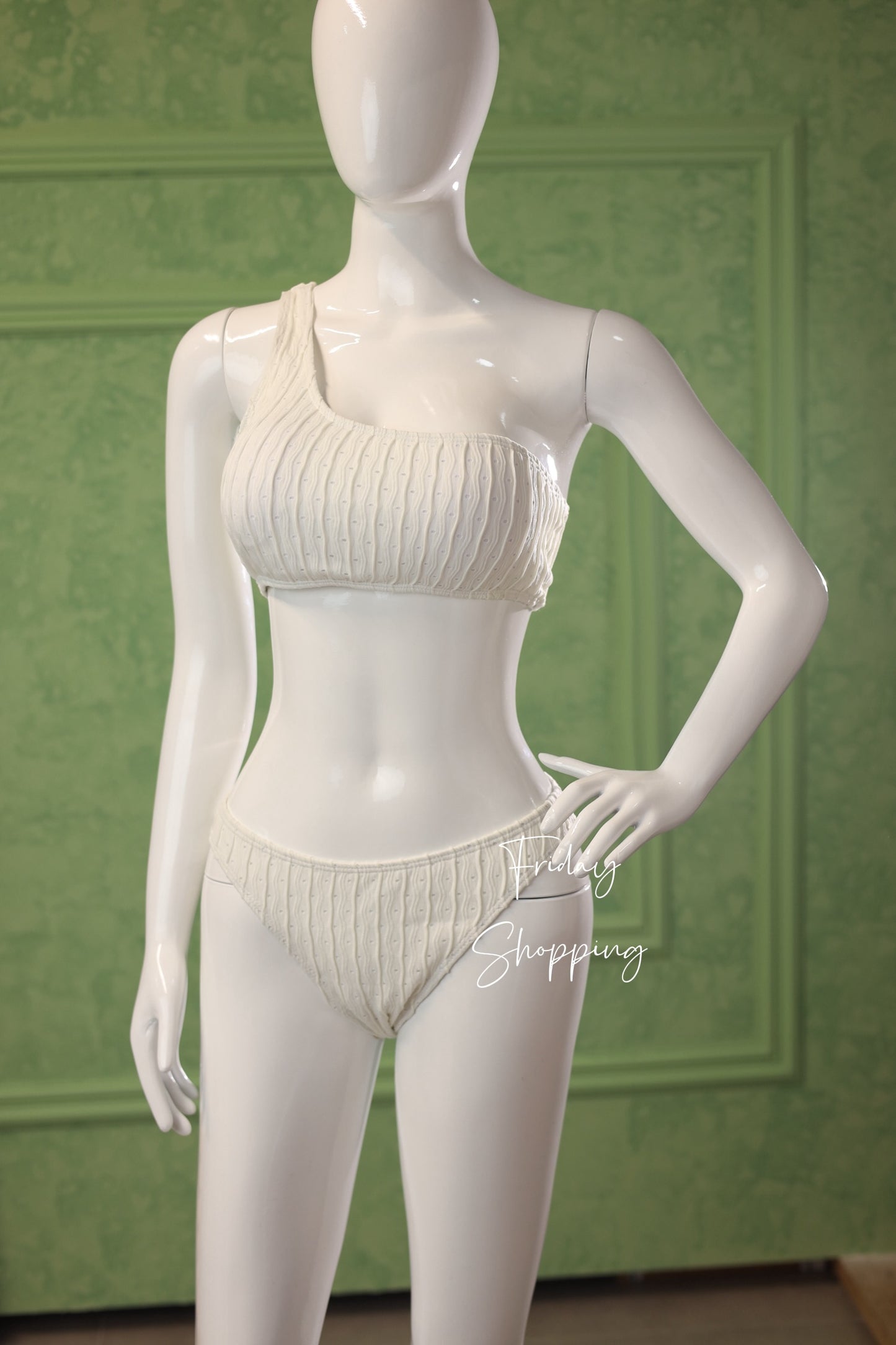 One-Shoulder White Beach Set