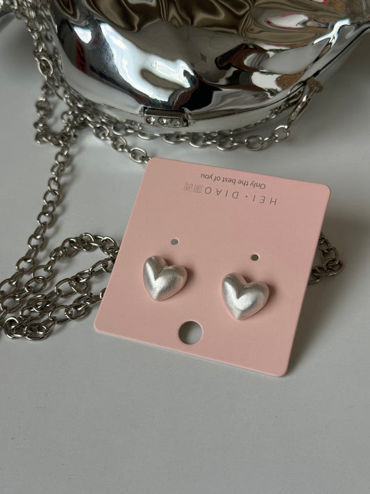 Heart Design Earrings Pearl