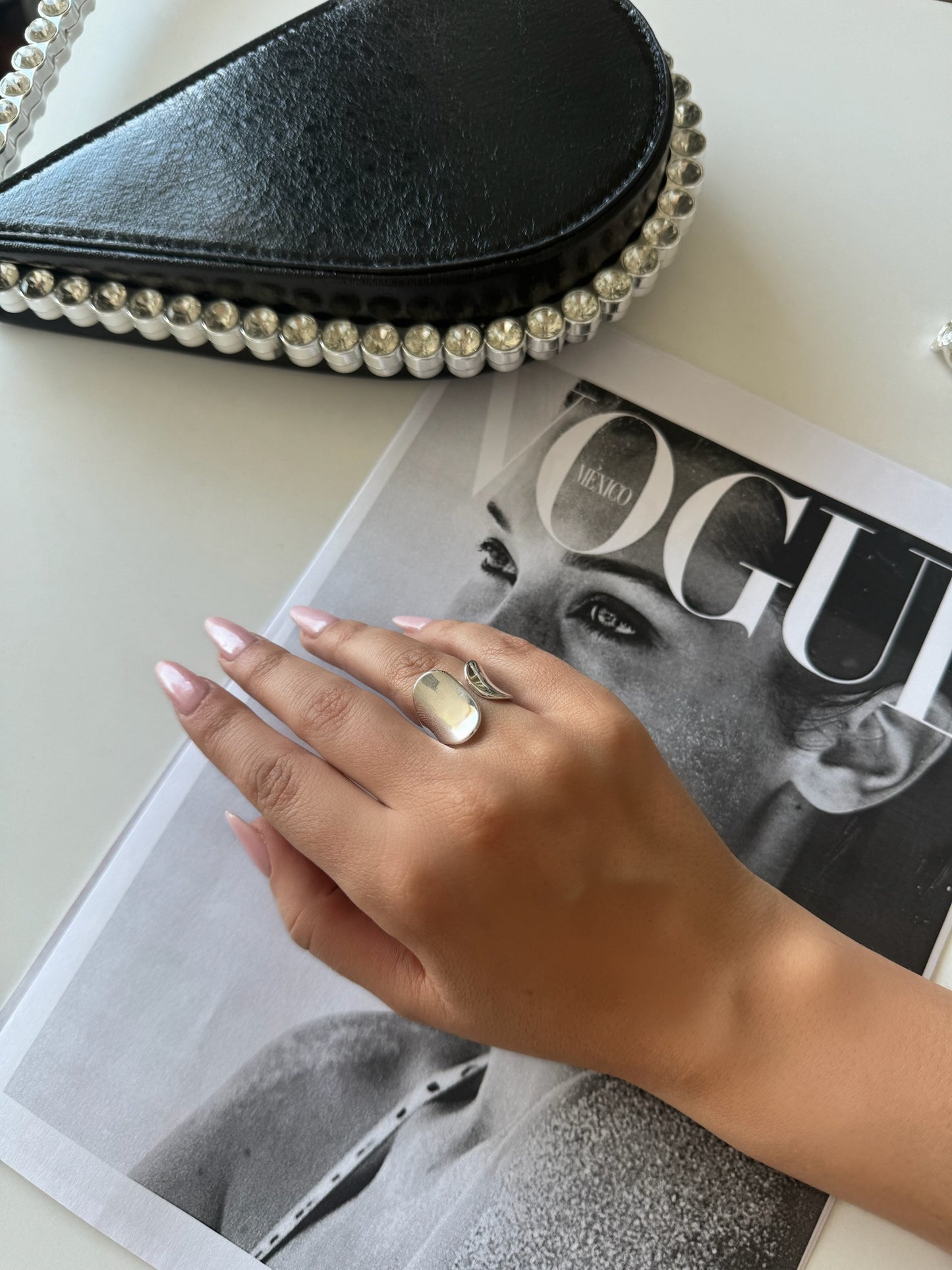 Modern Open Curve Ring