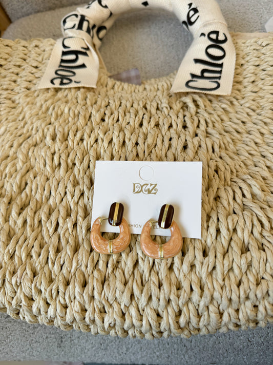 ELEGANT EARRINGS – The Missing Touch to Your Look!