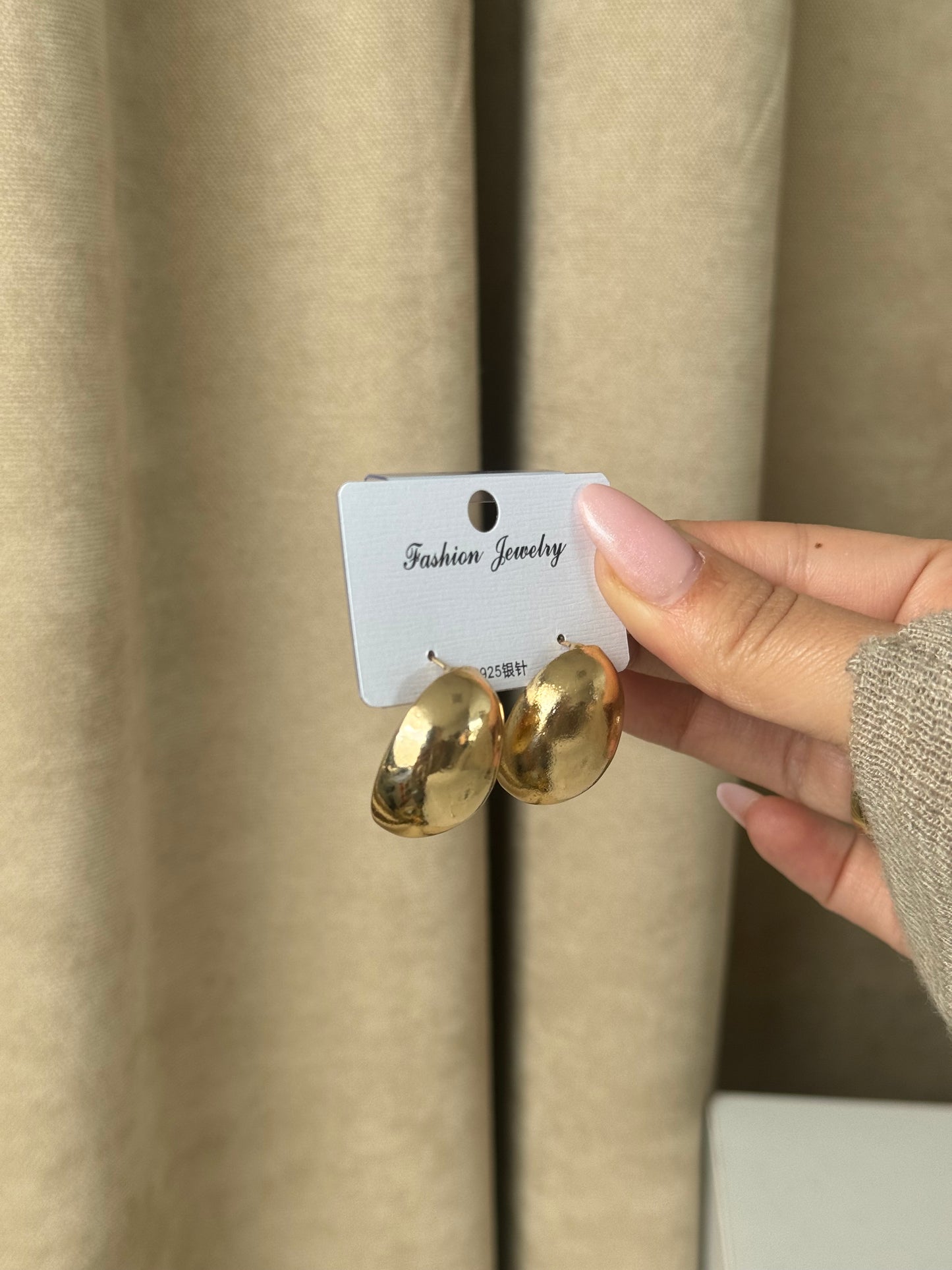 Gold Earrings Classic