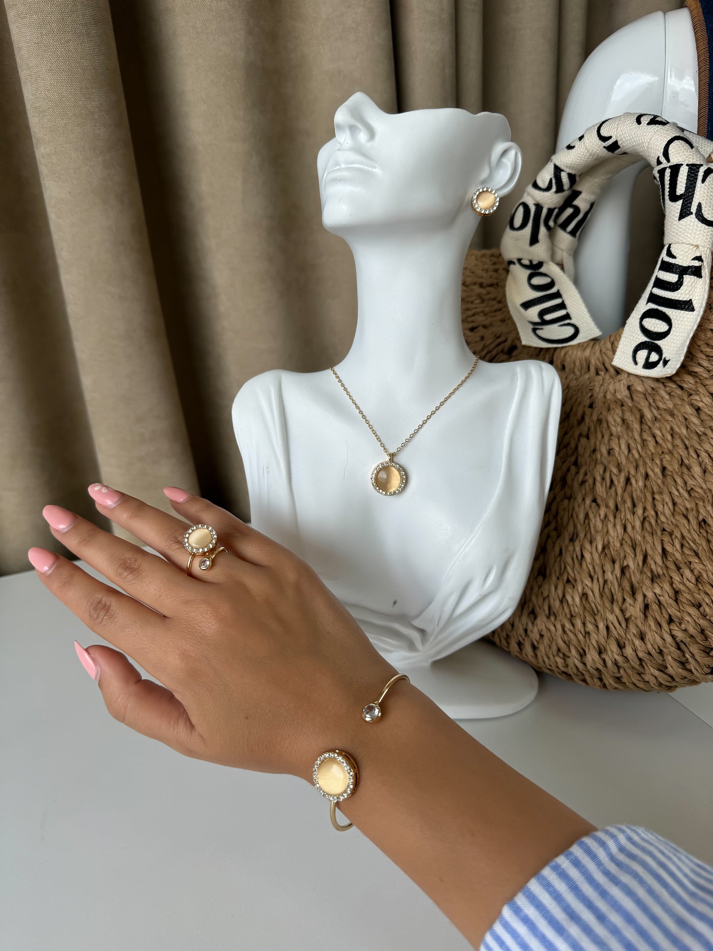 Elegant Pearl-Inspired Jewelry Set – Bracelet, Ring, Earrings & Necklace